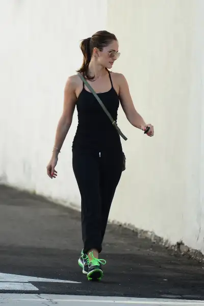Minka Kelly's Hollywood Stroll: A Casual Chic Day in Tinseltown